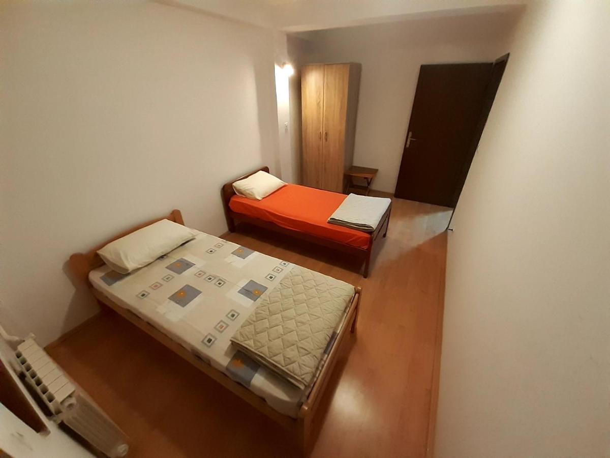 Apartament Seven Skopje Zewnętrze zdjęcie